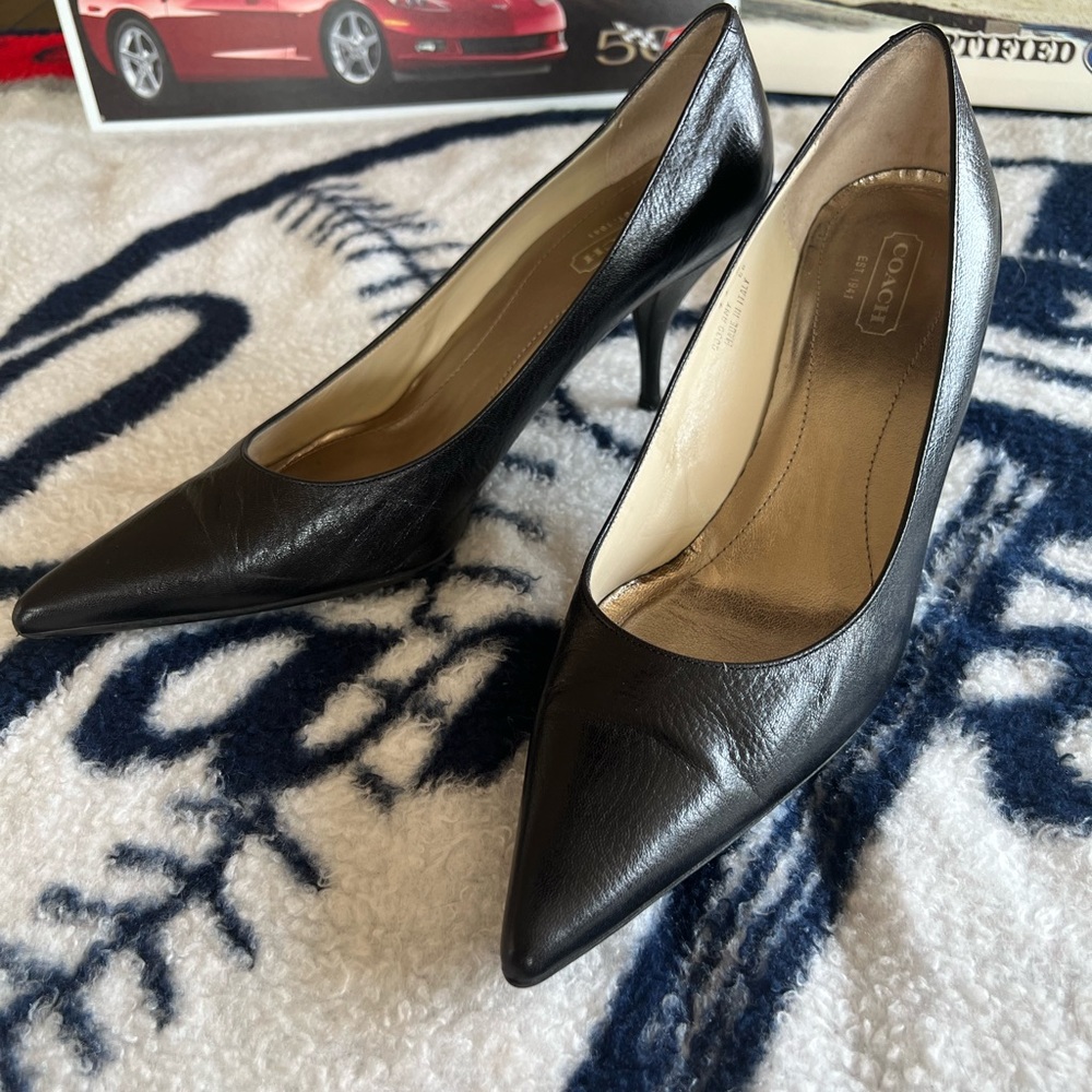 Coach Amy Black Pebbled Leather Pointed Toe Pumps Heels Women's Size US 11 B